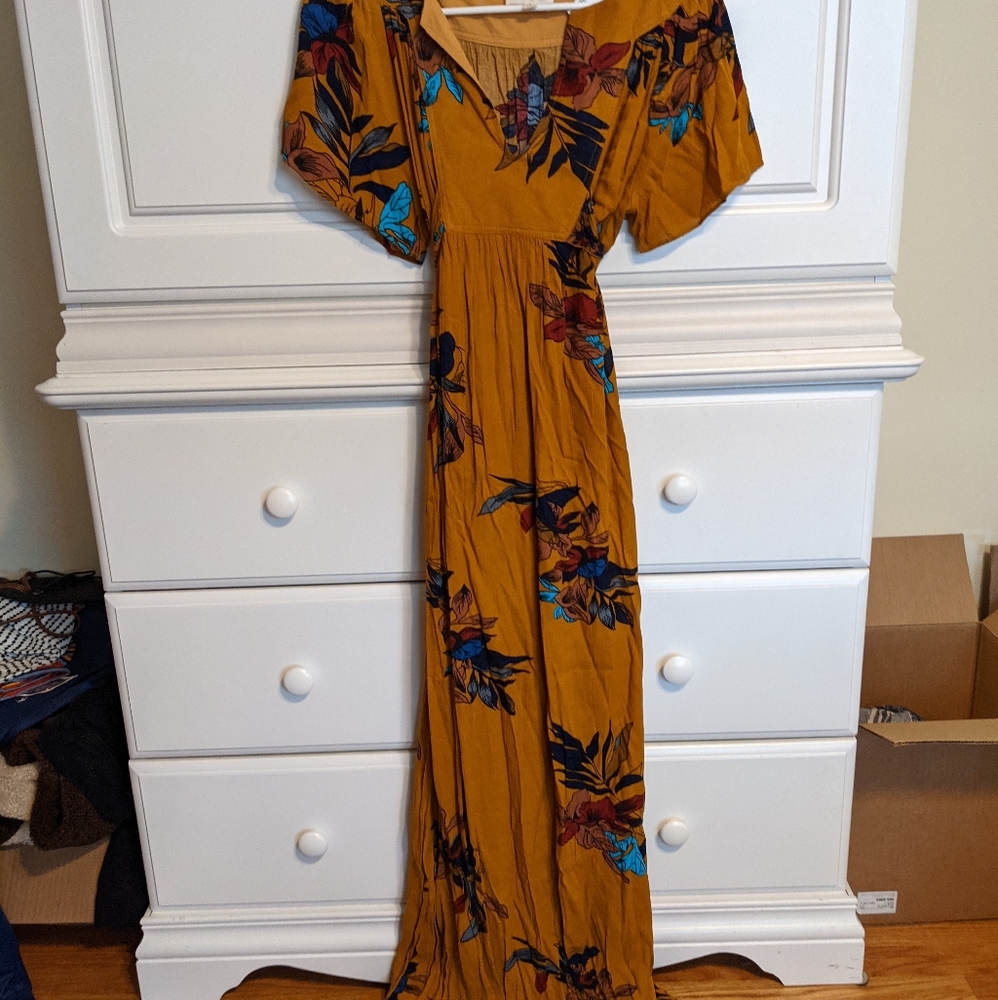 NWT Floor Length Gold Patterned Dress